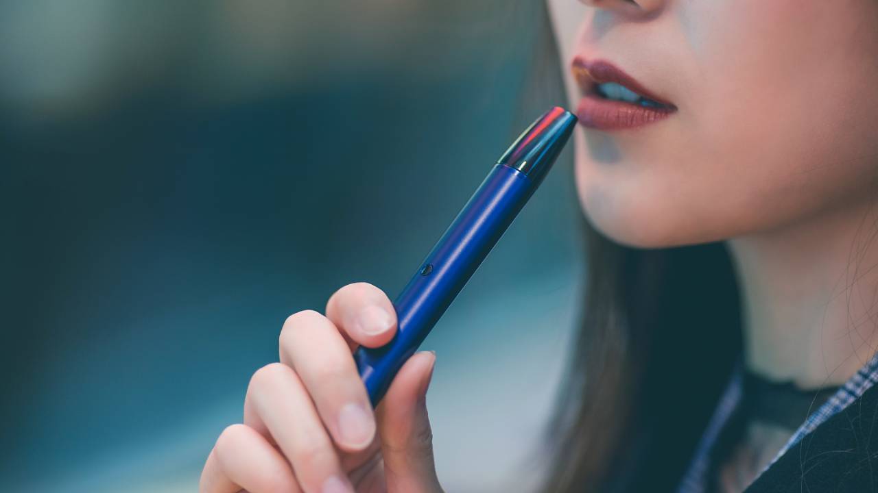 Nicotine Testing: Nebraska School District is Fighting Teen Vaping
